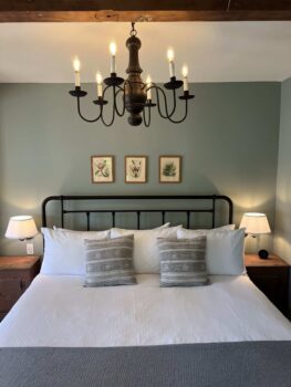 Heron, Jenner Inn